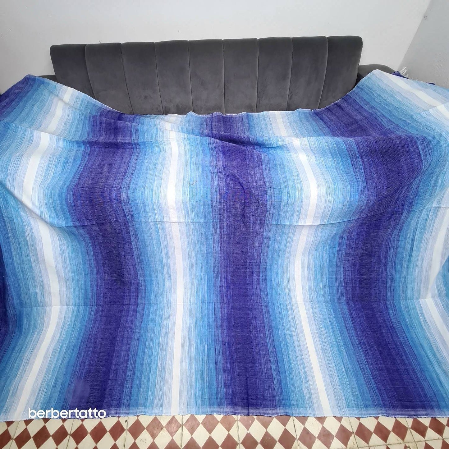 Beniourain Blanket Sofa Cover, Woven berber Cotton Blanket, Moroccan Bed Blanket for Housewarming Gift, Gift Blanket for Her,Blue couverture